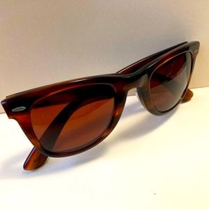 B&L RayBan USA vintage Wayfarer rare sunglasses